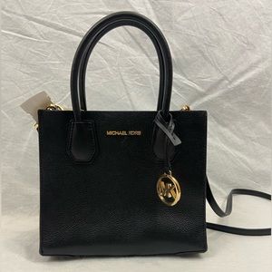 Micheal Kors Black Leather Medium Crossbody Bag with Strap